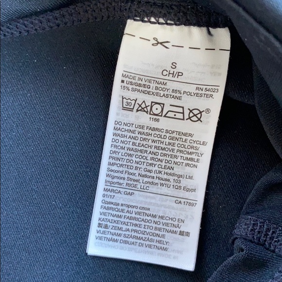 Gap Women’s GapFit gfast Capri Leggings with Skirt - Picture 4 of 5